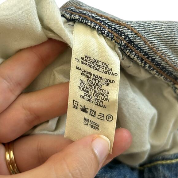 DKNY Soho Jean NWT Women's Sz 16 Acid Wash Mid Rise Bootcut Cropped Timeless - Picture 6 of 6